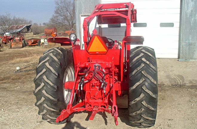 Don's Tractor Restoration of 656 International Harvester Fully Restored