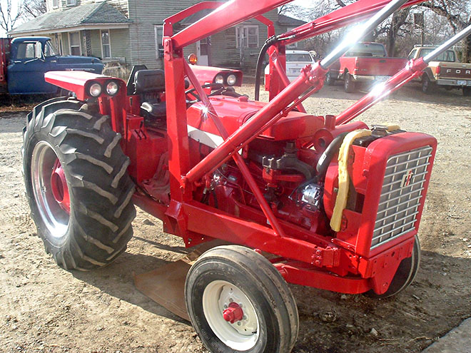 Don's Tractor Restoration of 656 International Harvester Fully Restored