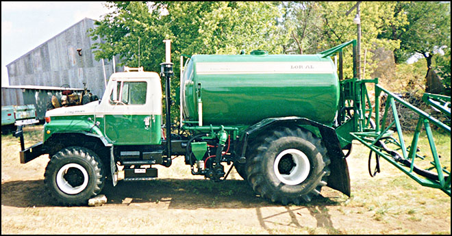 Don's Tractor Restoration of Floater Sprayer Fully Restored