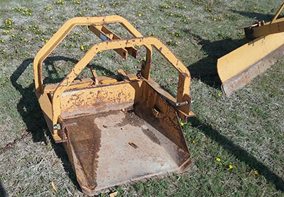 Reversible Dirt Scoop